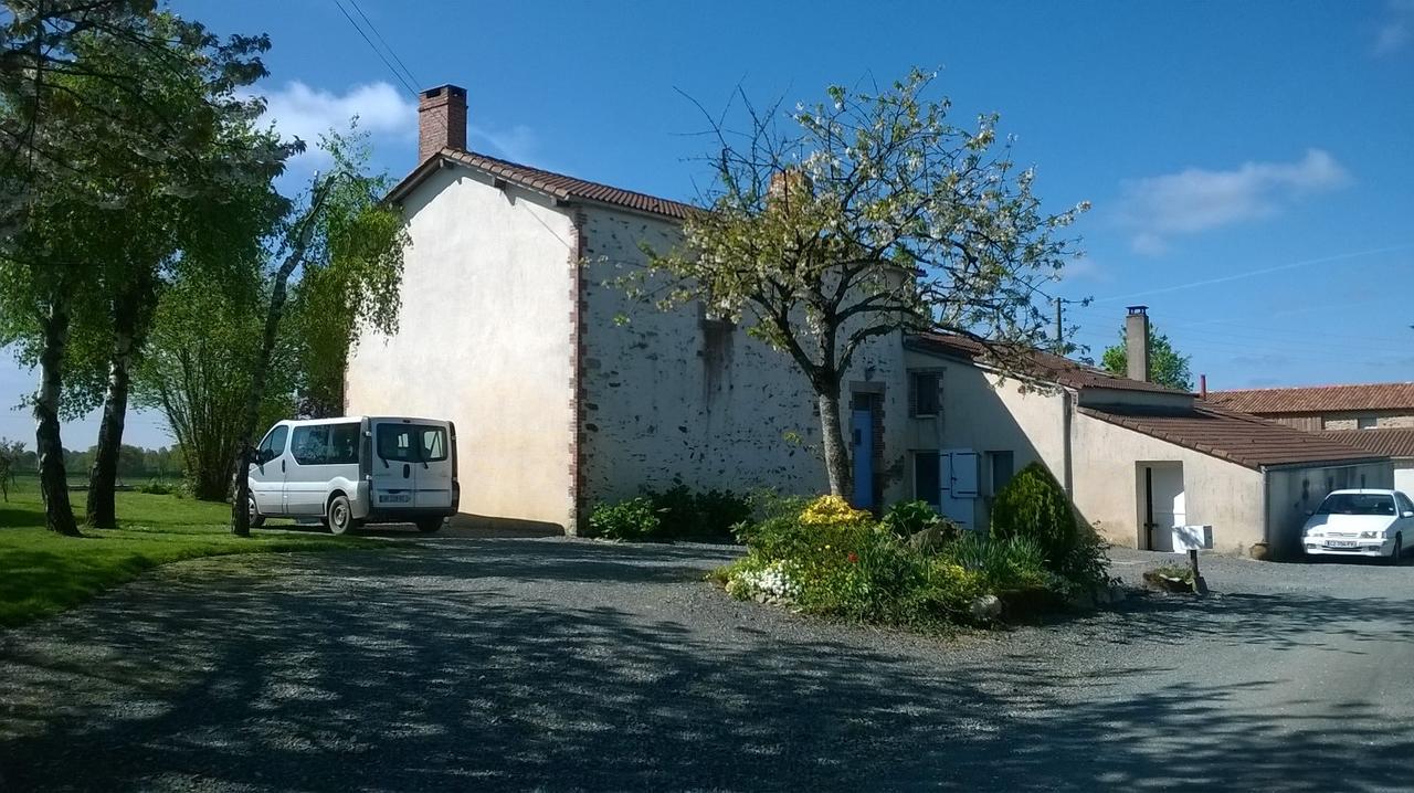 Bed and breakfast Vendrennes Chez Florymarysol Extérieur photo